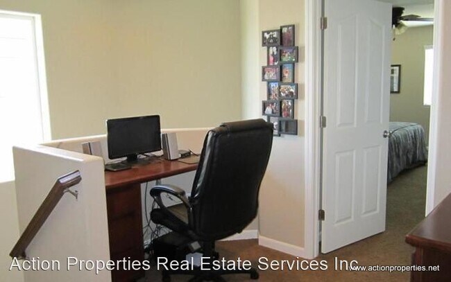Building Photo - 2 br, 2.5 bath House - 8996 Cortina Circle