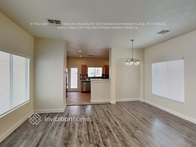Building Photo - 1616 Little Crow Ave