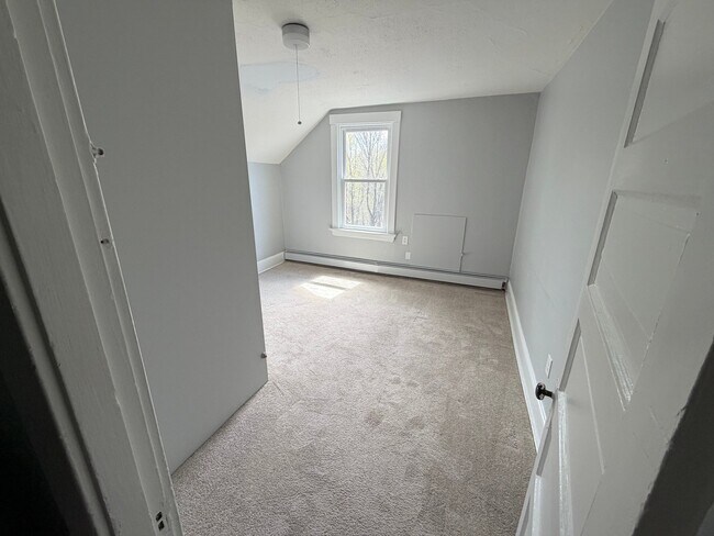 Foto del edificio - 30 Riverdale Ave