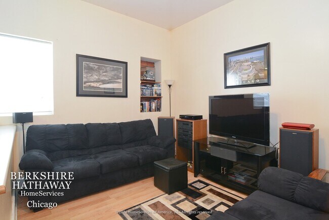 Foto del edificio - 919 N Ashland