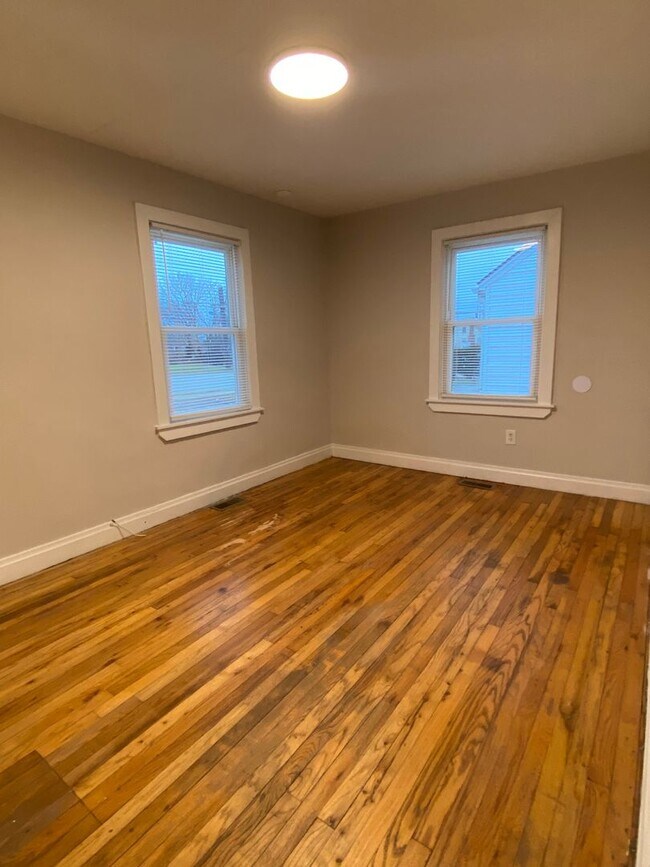 Foto del edificio - A Lovely 3 Bedroom, 2 Story Home Off Loudo...