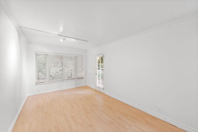 Foto del edificio - Laguna Village One Bedroom