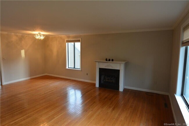 Foto del edificio - 12 Hitching Post Ln