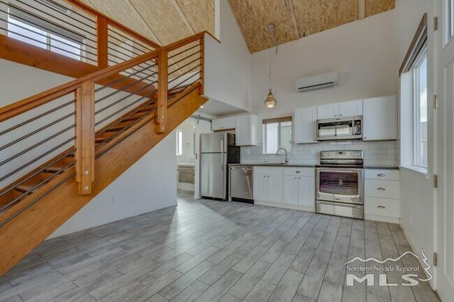 Foto del edificio - 873 Ryland St