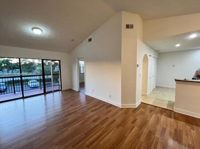 Building Photo - 5861 Riverside Dr