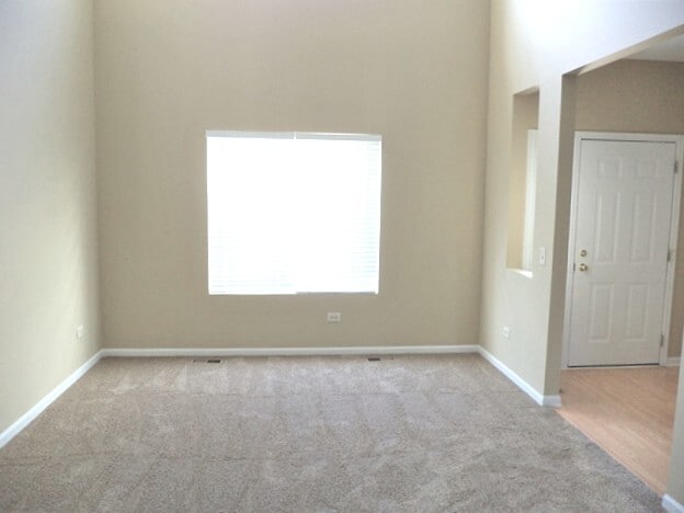 Foto del edificio - 8601 Sycamore Ct