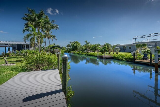 Foto del edificio - 3118 Bayberry Ave