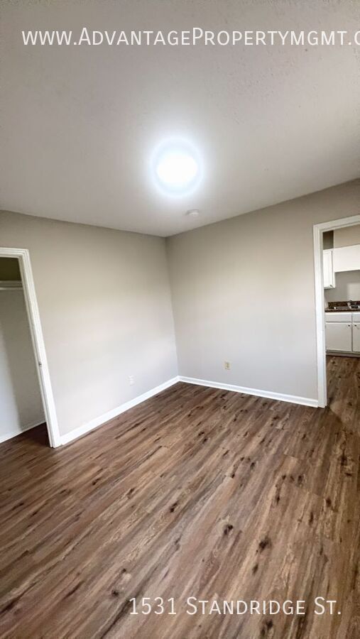 Foto del edificio - 1531 Standridge St