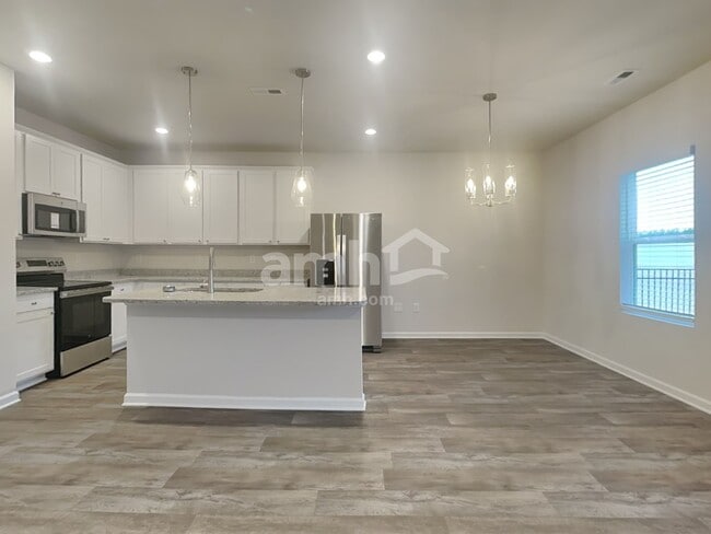 Building Photo - 3216 Emberly Dr