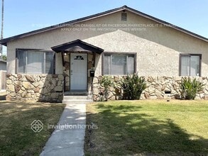 Building Photo - 13139 Archwood St