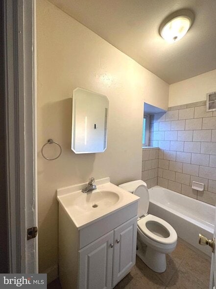 Foto del edificio - 3900 Terrace St