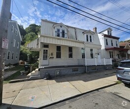 Building Photo - 837 Stanton Ave