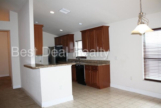 Building Photo - 14411 Barley Field Dr