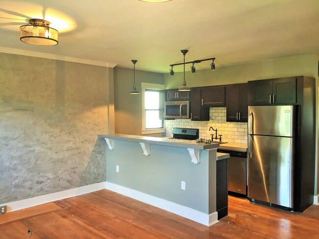 Photo - 5612 Beacon St Apartment