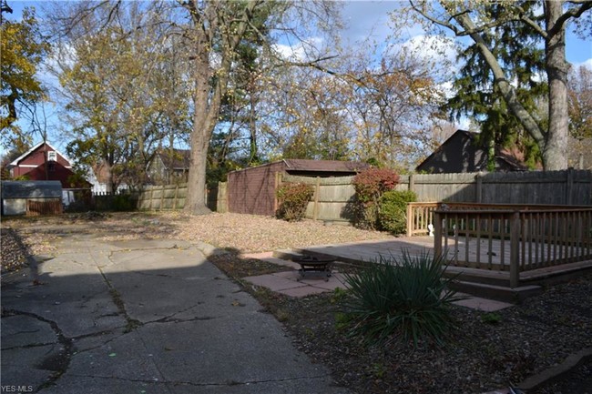 Building Photo - 17116 Chatfield Ave