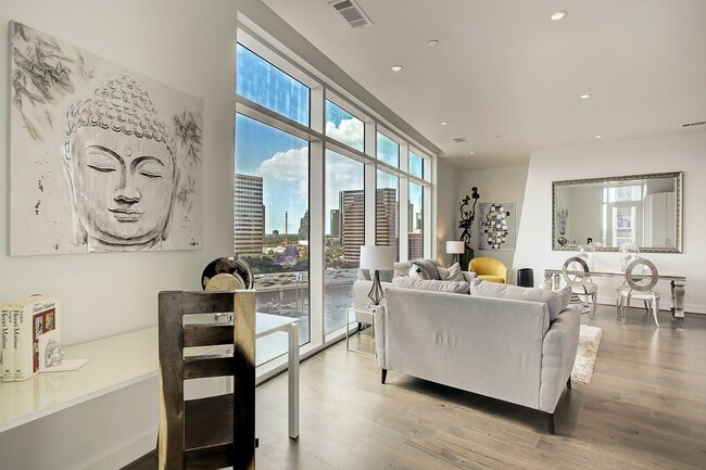Foto del edificio - 4521 San Felipe St