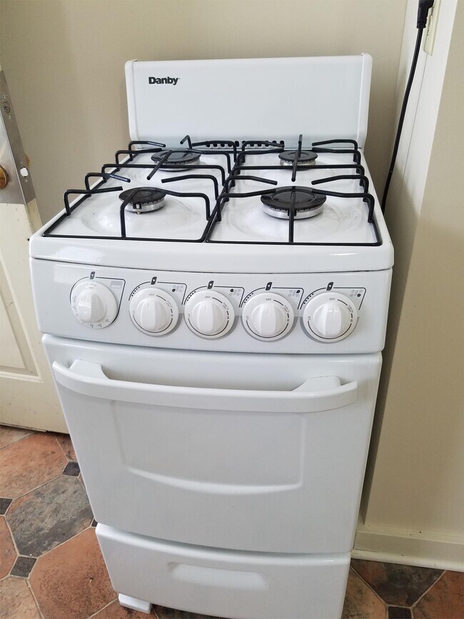 Foto del edificio - 1608 Bemidji Ave N