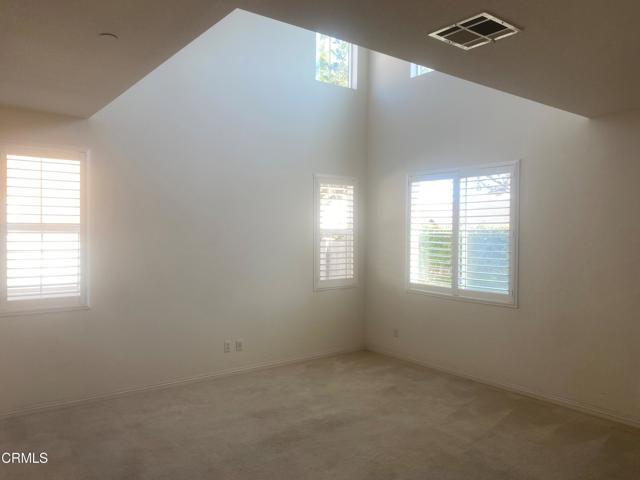 Building Photo - 3630 Dunkirk Dr