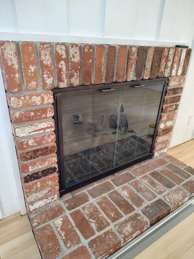 Foto del edificio - 1492 Dolphin Dr