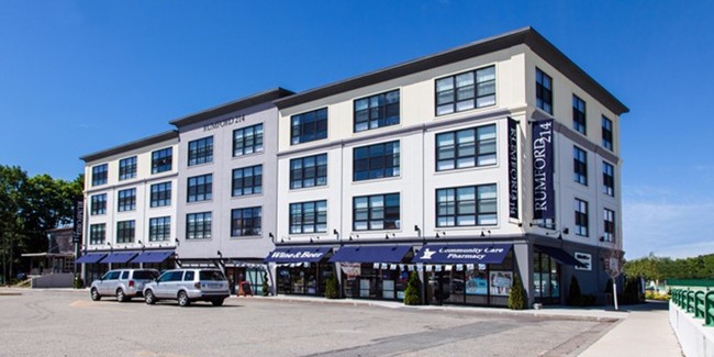 Building Photo - Rumford 214