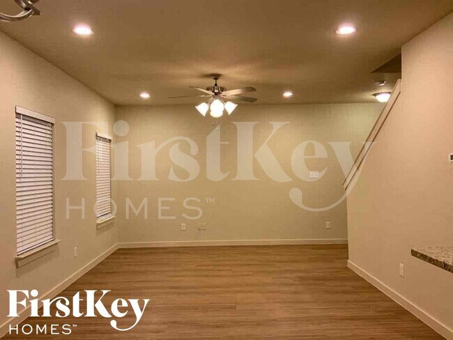 Foto del edificio - 9923 Rio Doso Dr