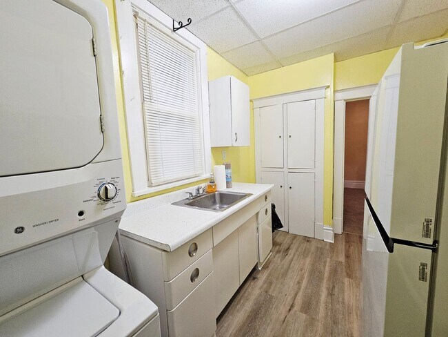 Foto del edificio - 1285 Clairhaven St