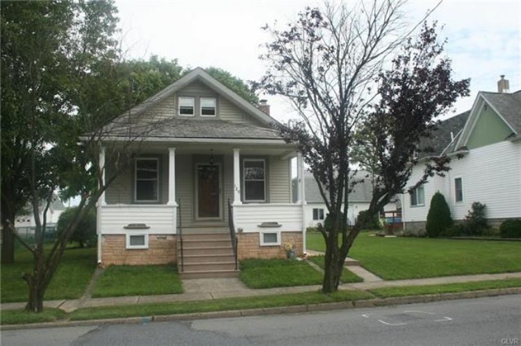 Primary Photo - 129 E Washington Ave