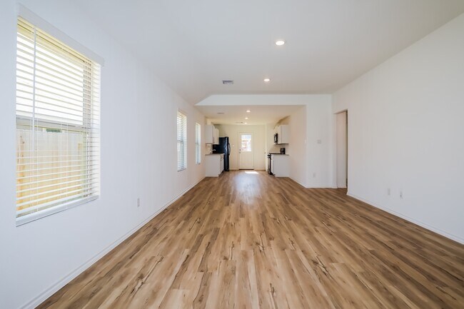 Foto del edificio - 11052 N Lake Mist Ln