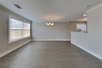 Building Photo - 11703 Sunny Stream Dr