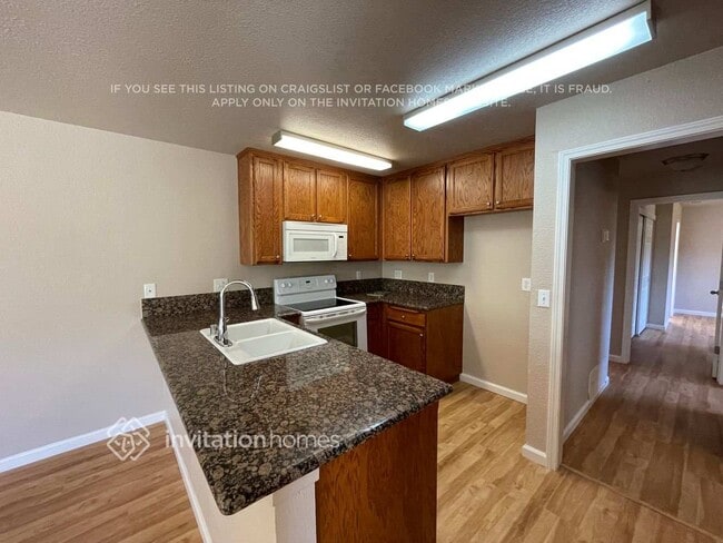 Building Photo - 2331 Quail Ct