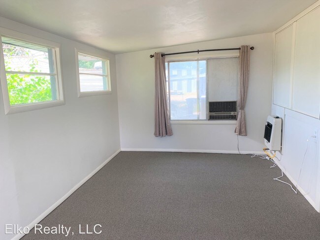 Foto del edificio - 2 br, 1 bath House - 906 Camp Street