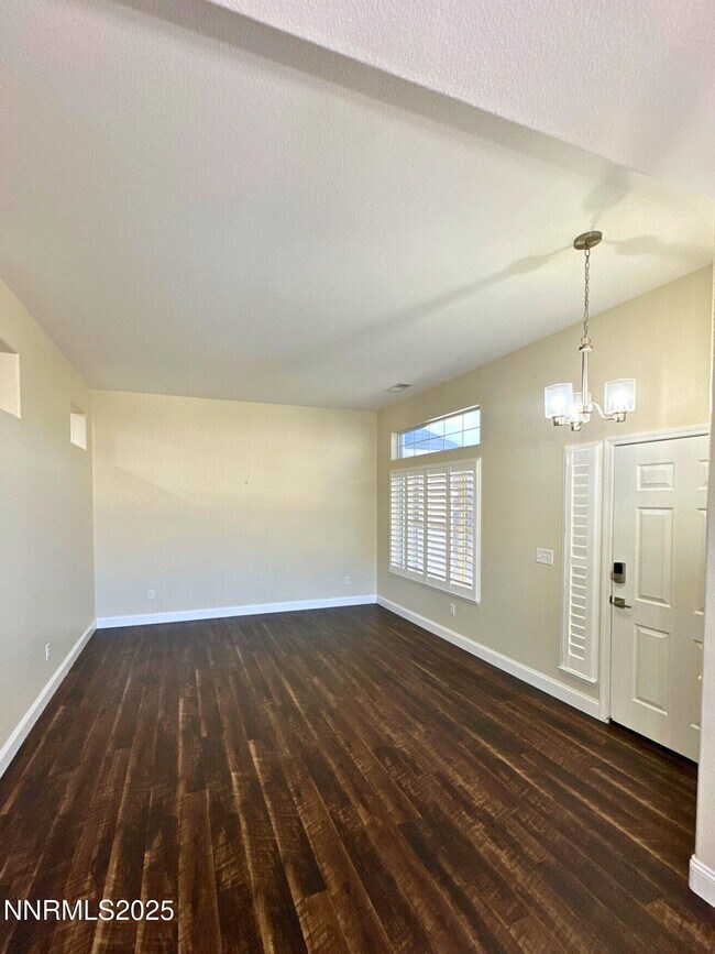 Foto del edificio - 1390 S Fox Glen Ct