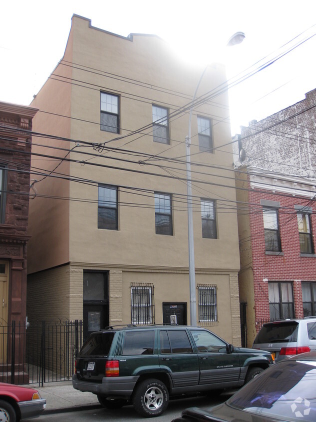 Building Photo - 34-57 9th St