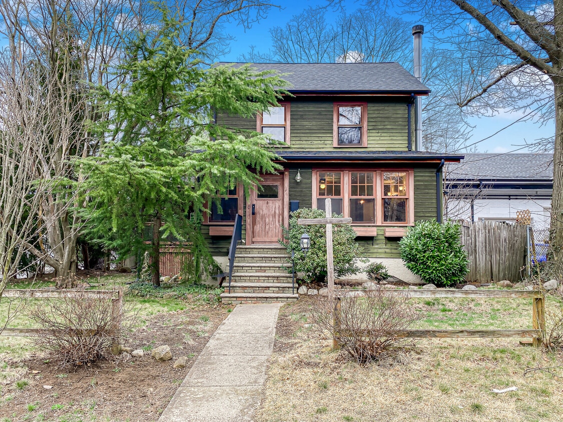 71 W Mahan St, Tenafly, NJ 07670 House Rental in Tenafly, NJ