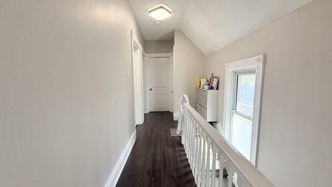 Building Photo - 91 Becher St