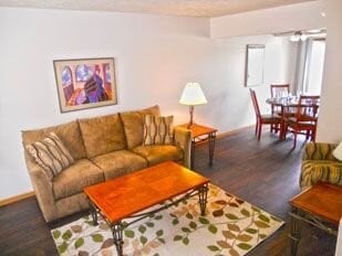 Building Photo - 901 N 35th St