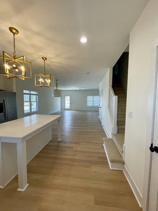 Foto del edificio - 556 Leesville Rd