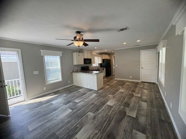 Foto del edificio - 483 Autumn Trail