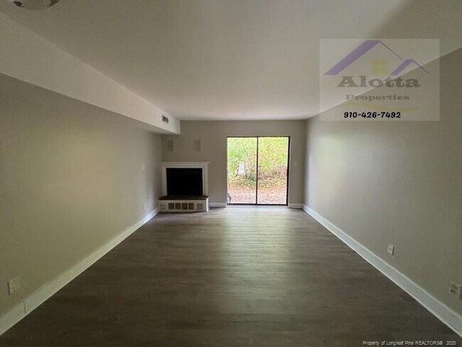 Foto del edificio - 320 Wheel Hollow Trail