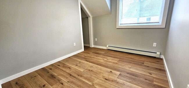Building Photo - 202 East Ave