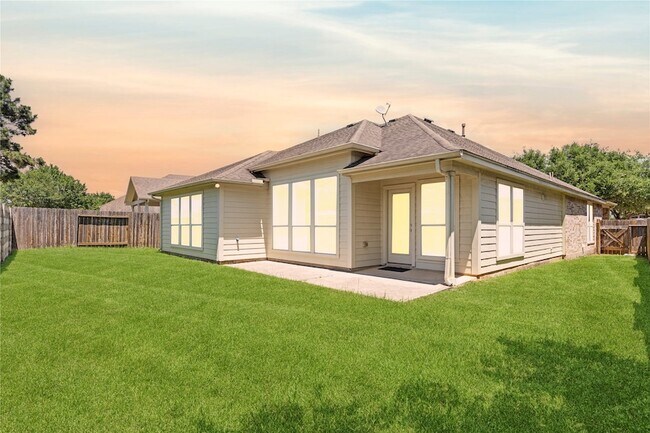 Building Photo - 11047 Pierce Valley Dr