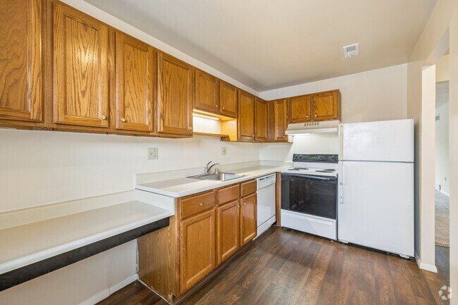 2 habitaciones, 2 baños - 950 pies cuadrados - Cocina - Running Creek