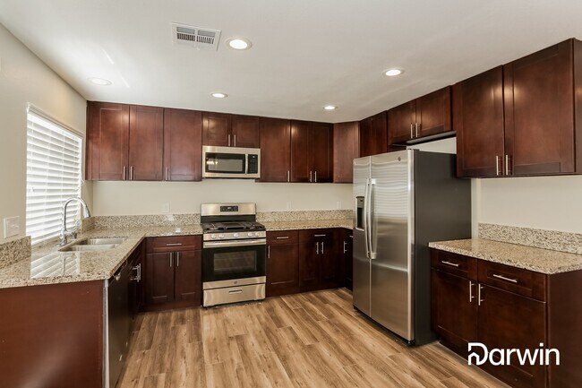 Foto del edificio - 6045 Peach Orchard Rd