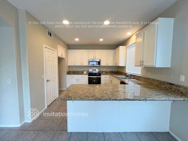 Foto del edificio - 26096 Saddlebred Ln