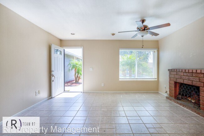 Building Photo - 3 br, 2 bath House - 15772 Aqueduct Ln