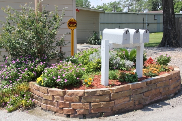 Building Photo - Garden Grove Mobile Home Village