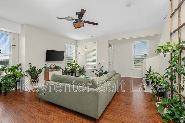 Foto del edificio - 4454 W 11800 S