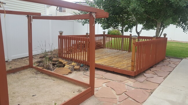 Foto del edificio - 4877 Halifax Street