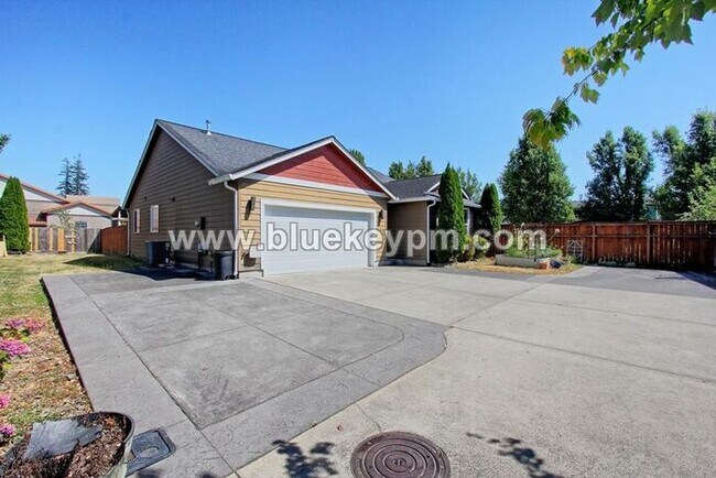 Foto del edificio - 3 Bed, 2 Bath Home in Battle Ground
