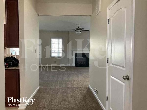 Building Photo - 101 Haystack Rd